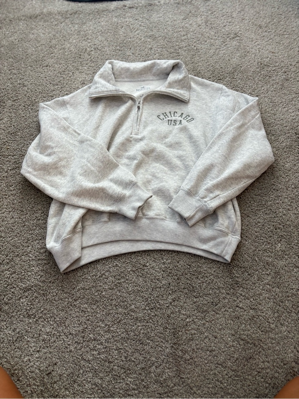 Quarter-Zip Hollister Pullover Sweater - Light Gray